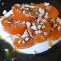 Spicy poached persimmon with yoghurt